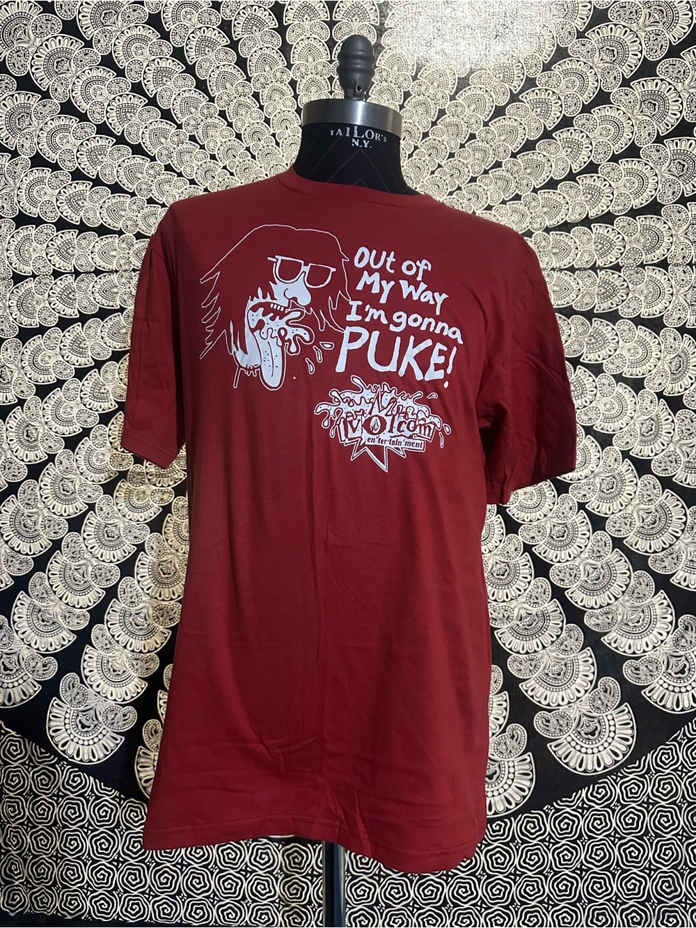 Volcom Men’s Maroon Graphic Tee with White Print